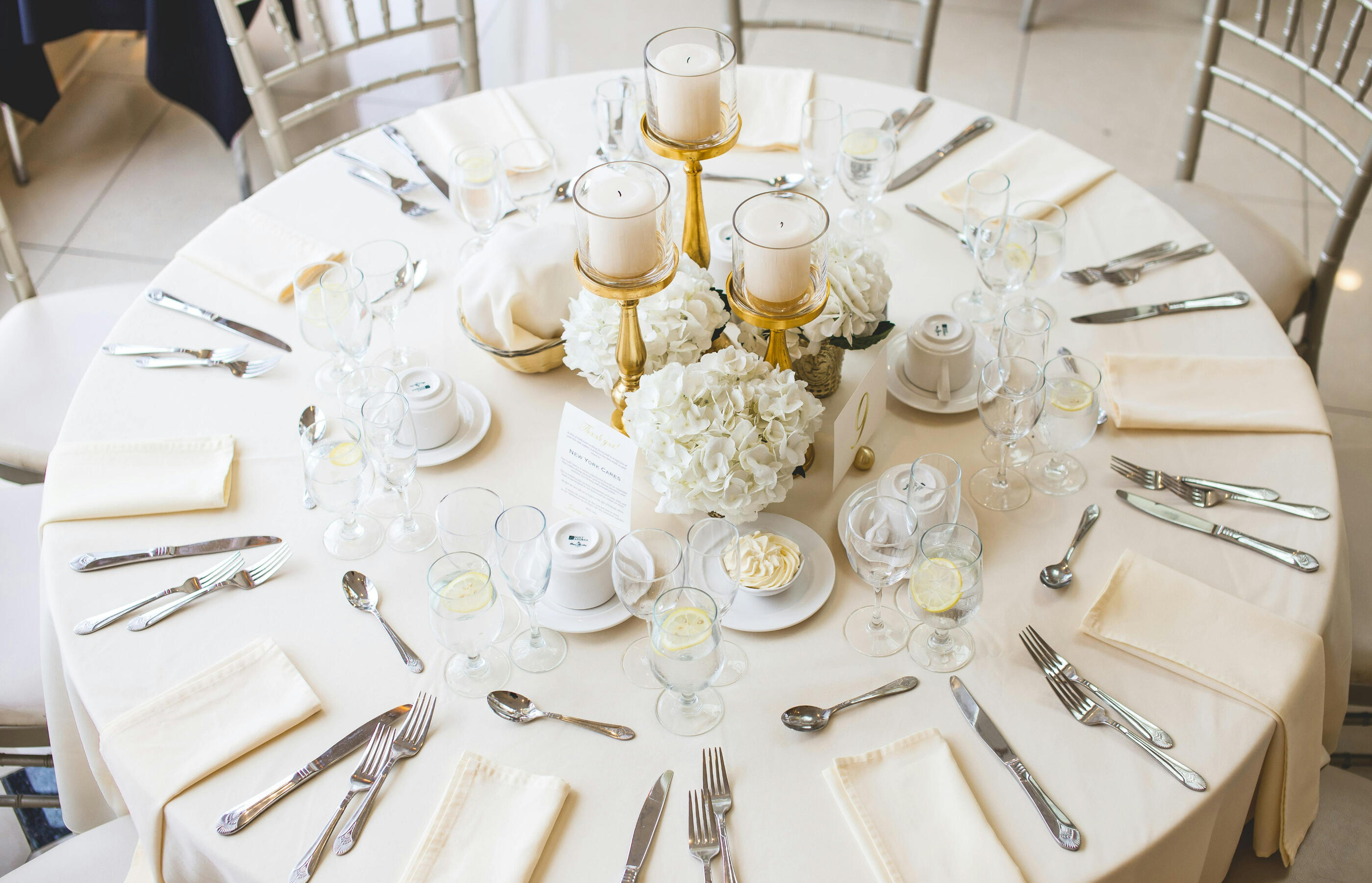 Luxury Catering: Premium menus, elegant presentation